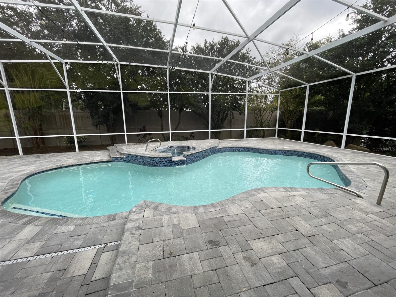 Image 9 of 44 For 8732 Great Cove Dr.