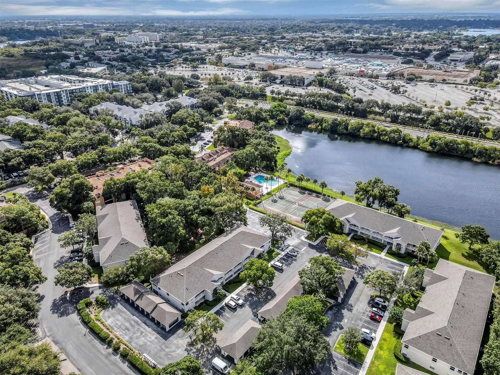 Image 26 of 32 For 550 Cranes Way 120