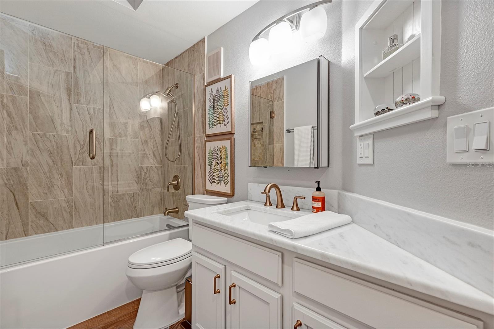 Image 8 of 32 For 550 Cranes Way 120