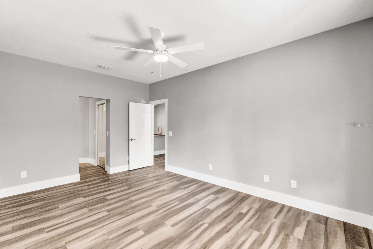 Image 10 of 40 For 570 5th Street