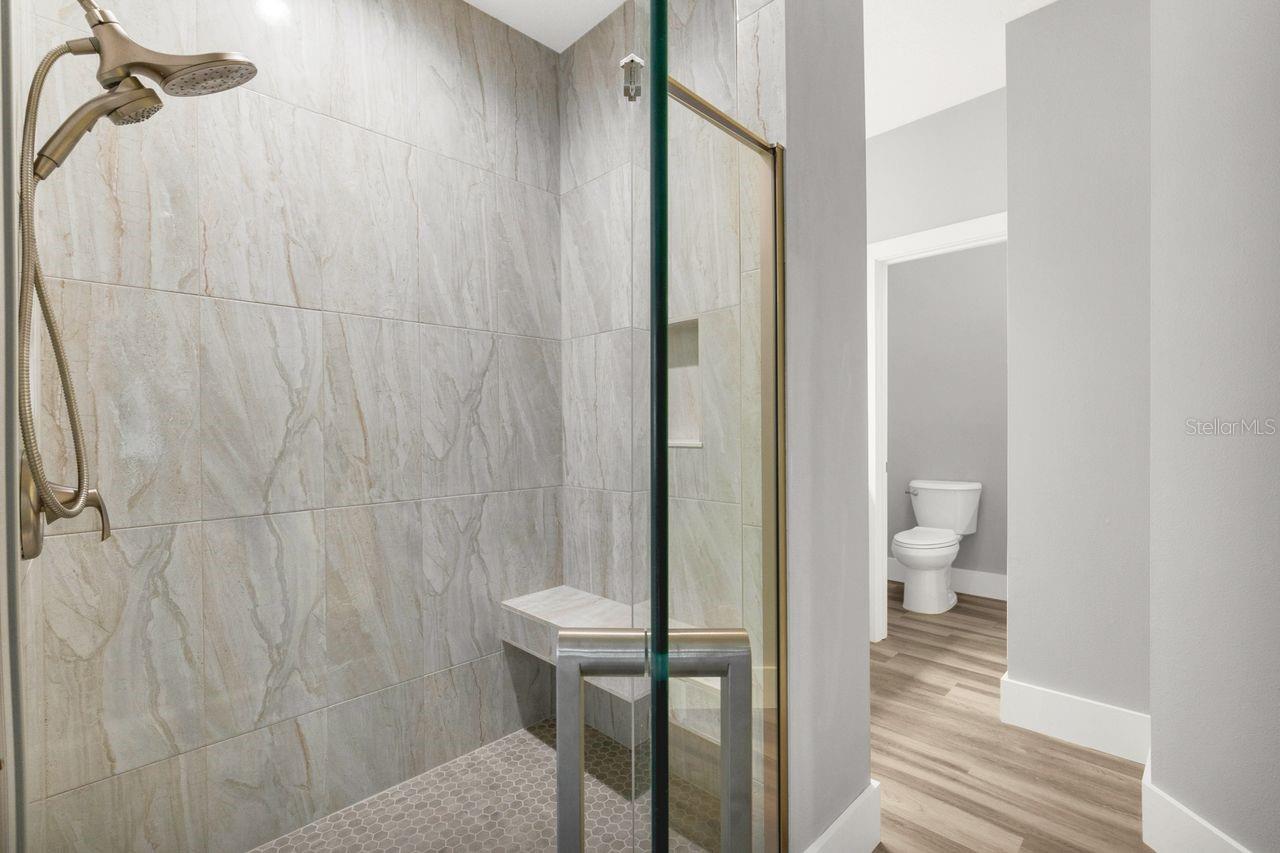 Image 13 of 40 For 570 5th Street