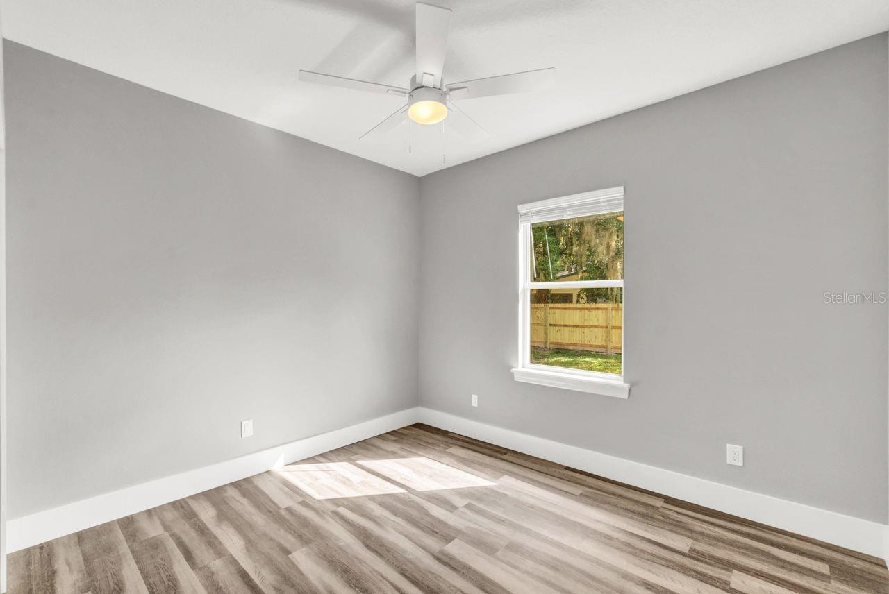 Image 19 of 40 For 570 5th Street