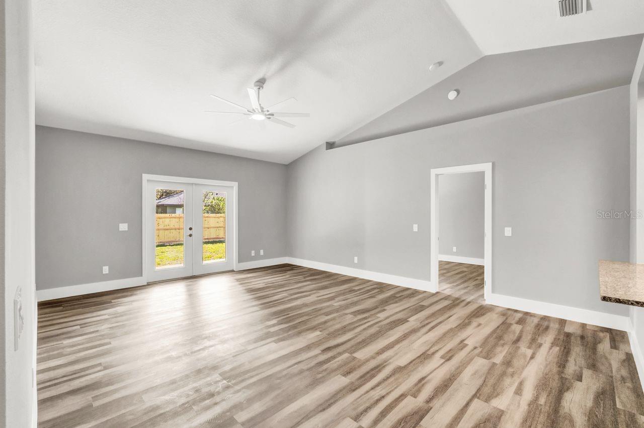 Image 2 of 40 For 570 5th Street