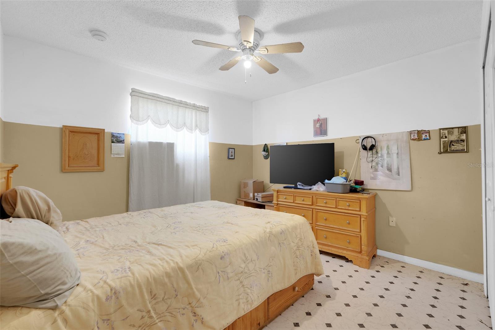 Image 26 of 44 For 590 Kilimanjaro Drive