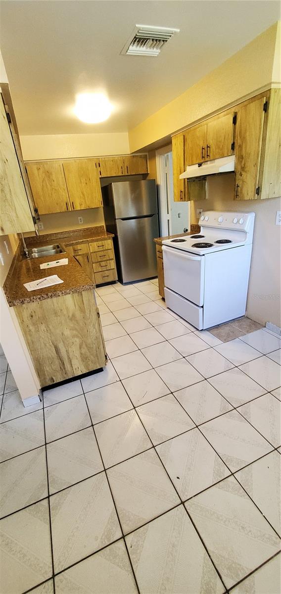 Image 8 of 15 For 5324 Bonnie Brae Circle