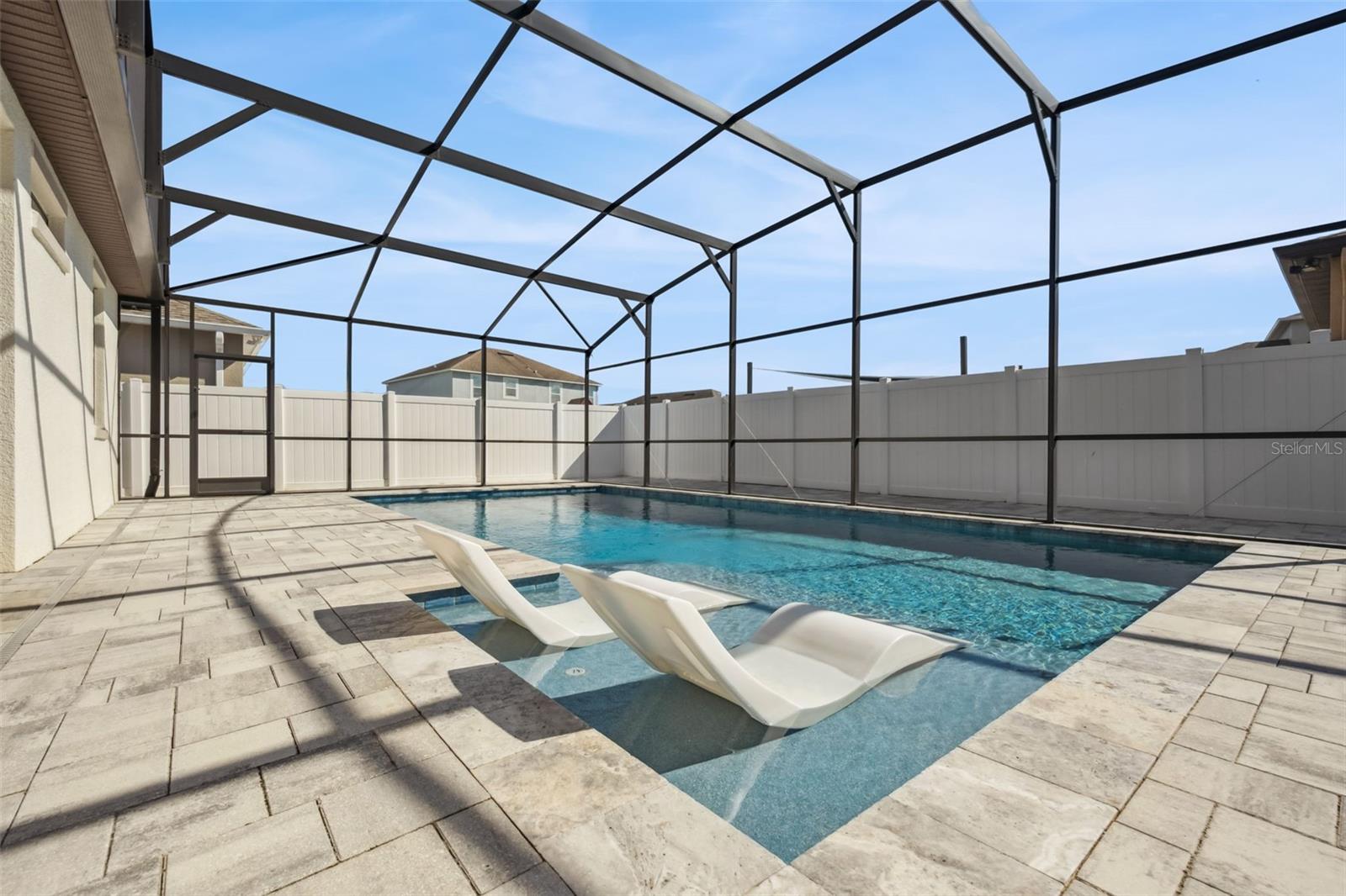 Image 27 of 46 For 12356 Northover Loop