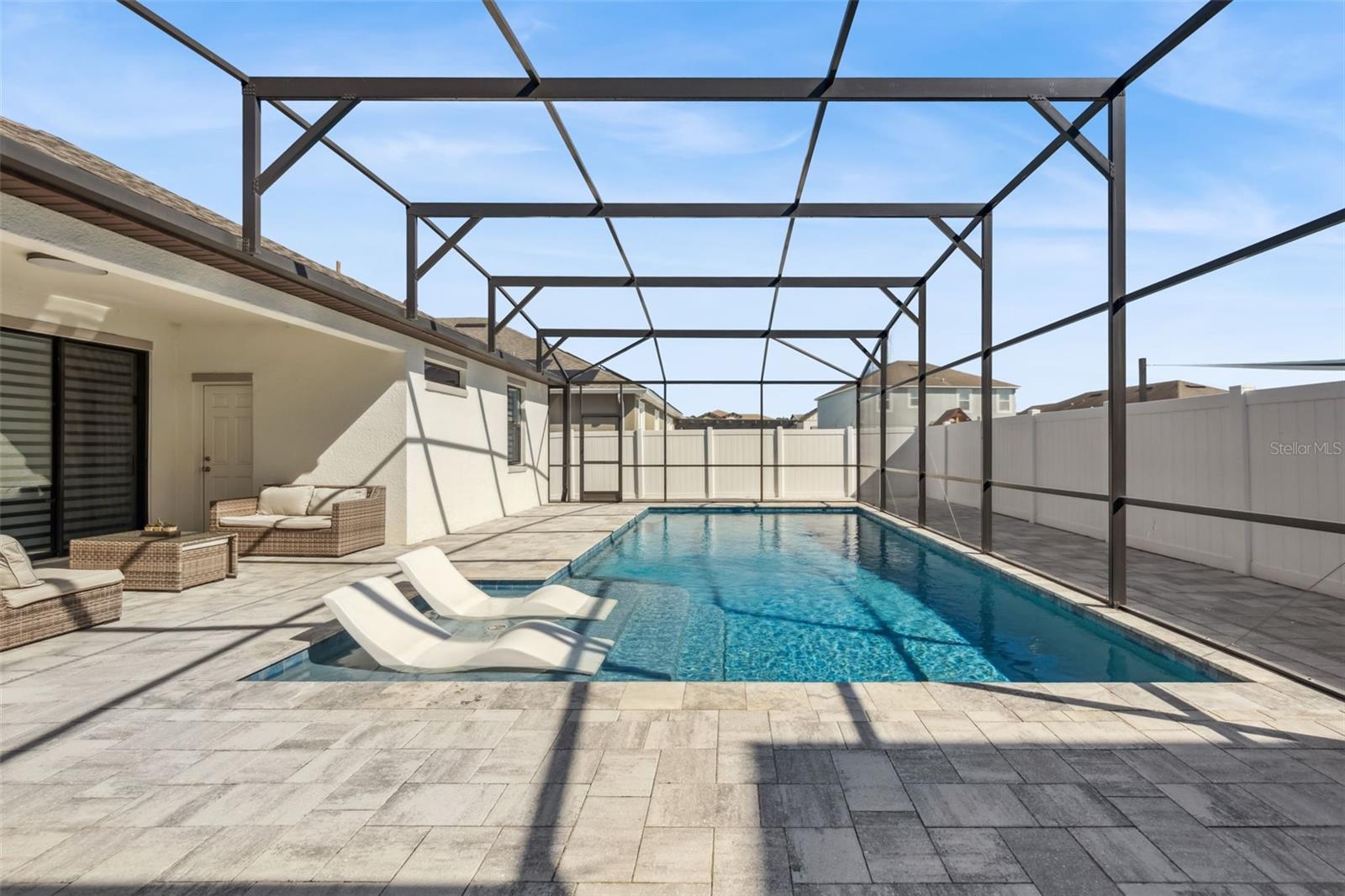 Image 28 of 46 For 12356 Northover Loop