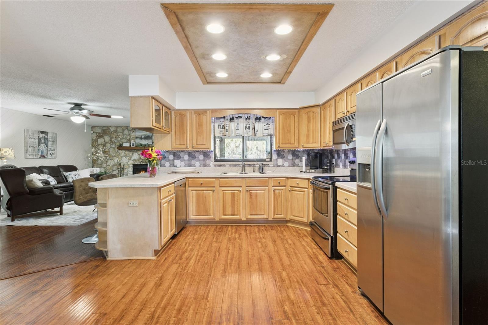 Image 14 of 54 For 1661 Overlook Road