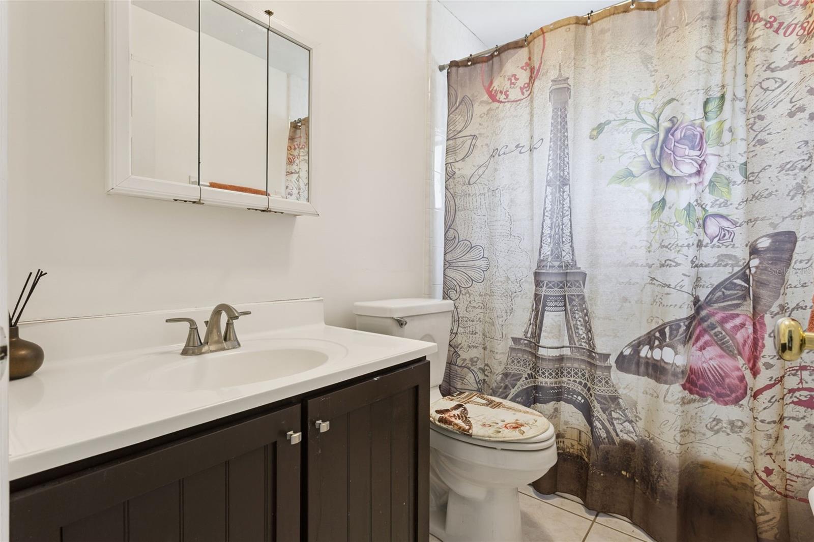 Image 21 of 54 For 1661 Overlook Road