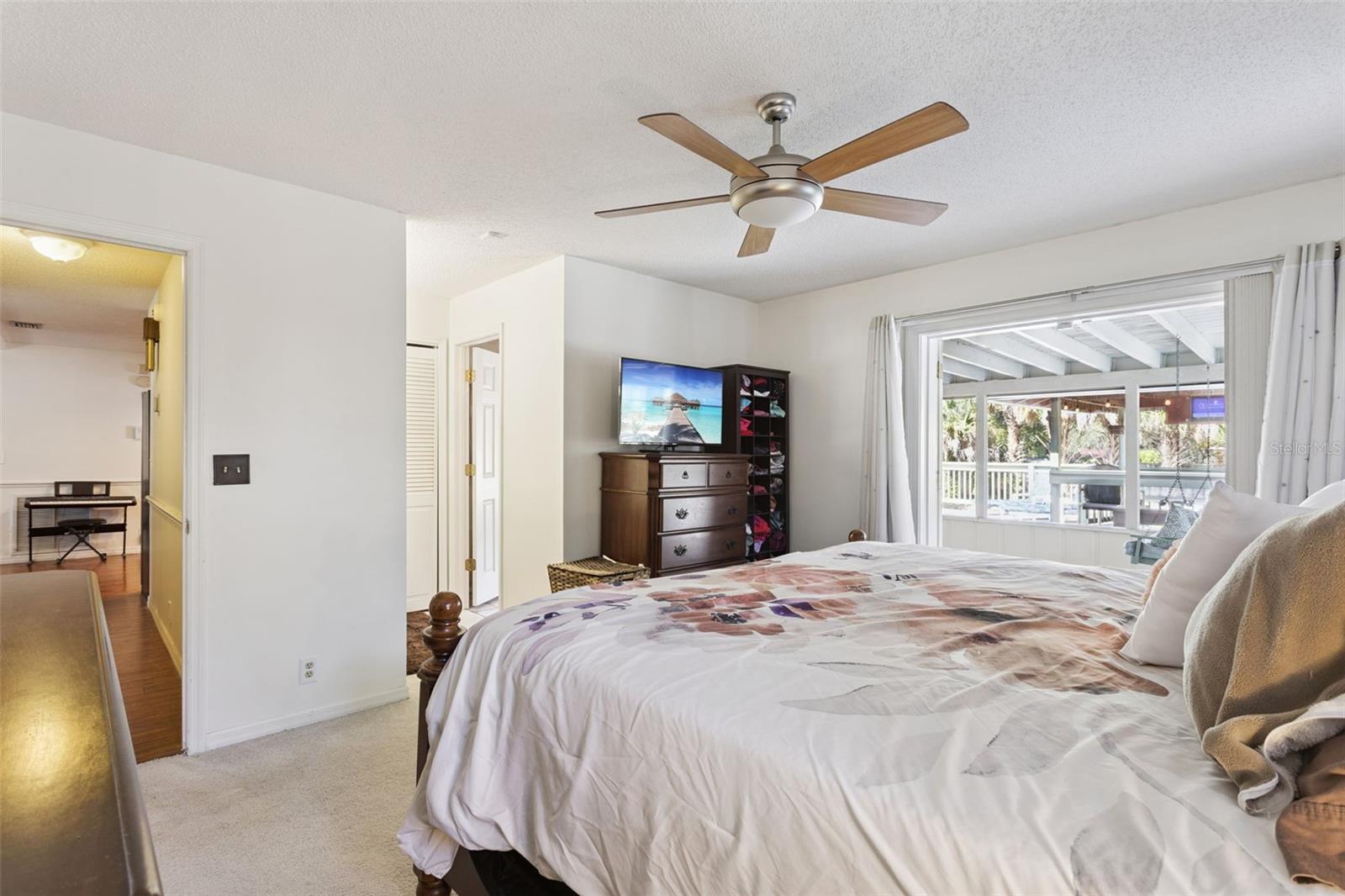 Image 26 of 54 For 1661 Overlook Road