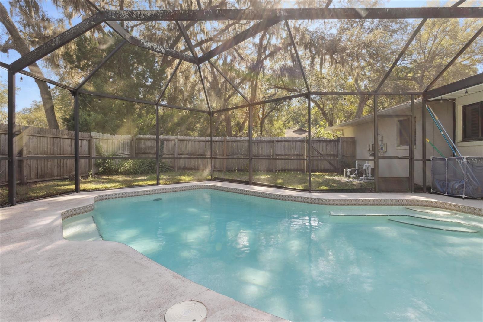 Image 40 of 54 For 1661 Overlook Road