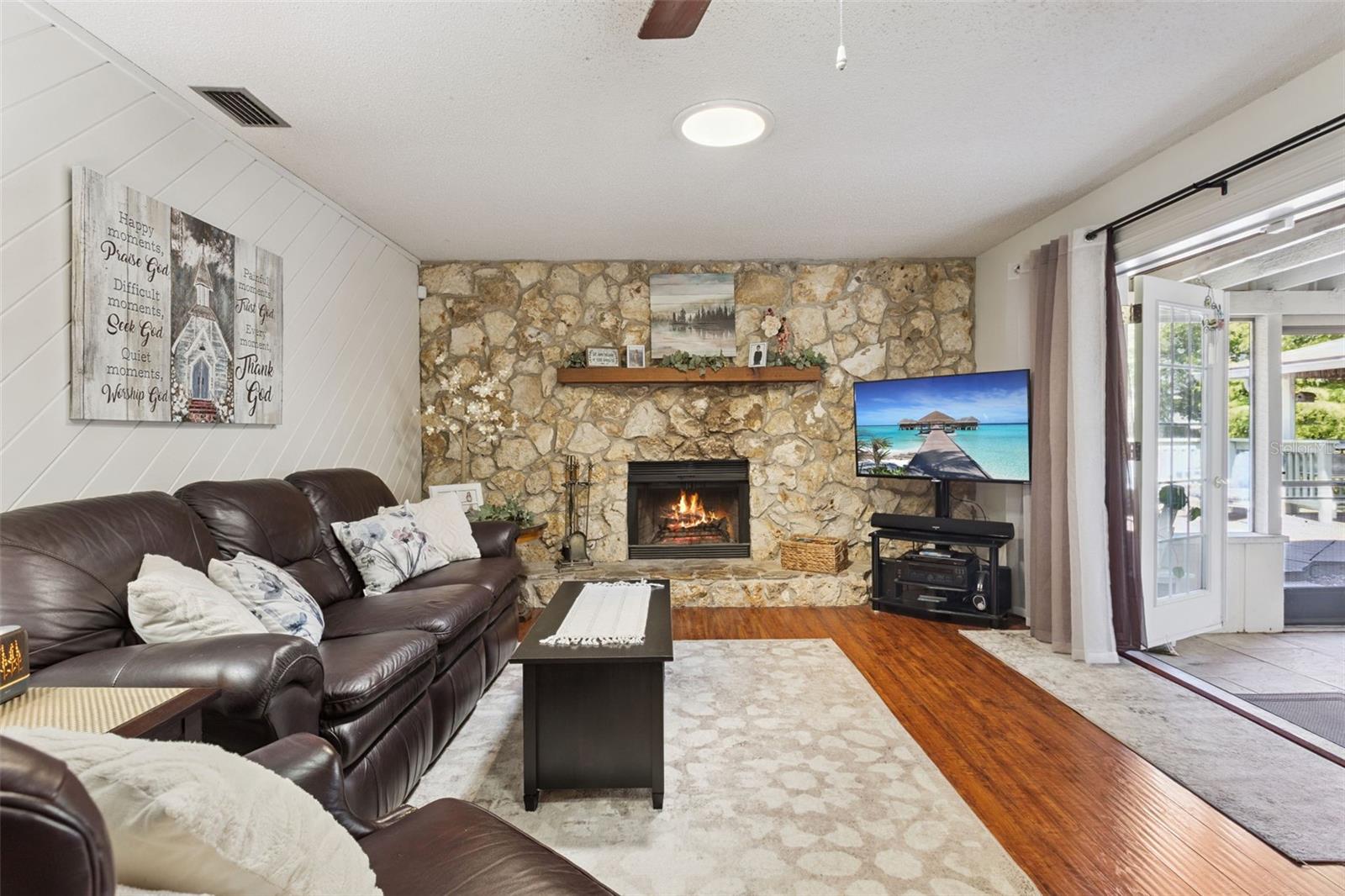 Image 8 of 54 For 1661 Overlook Road