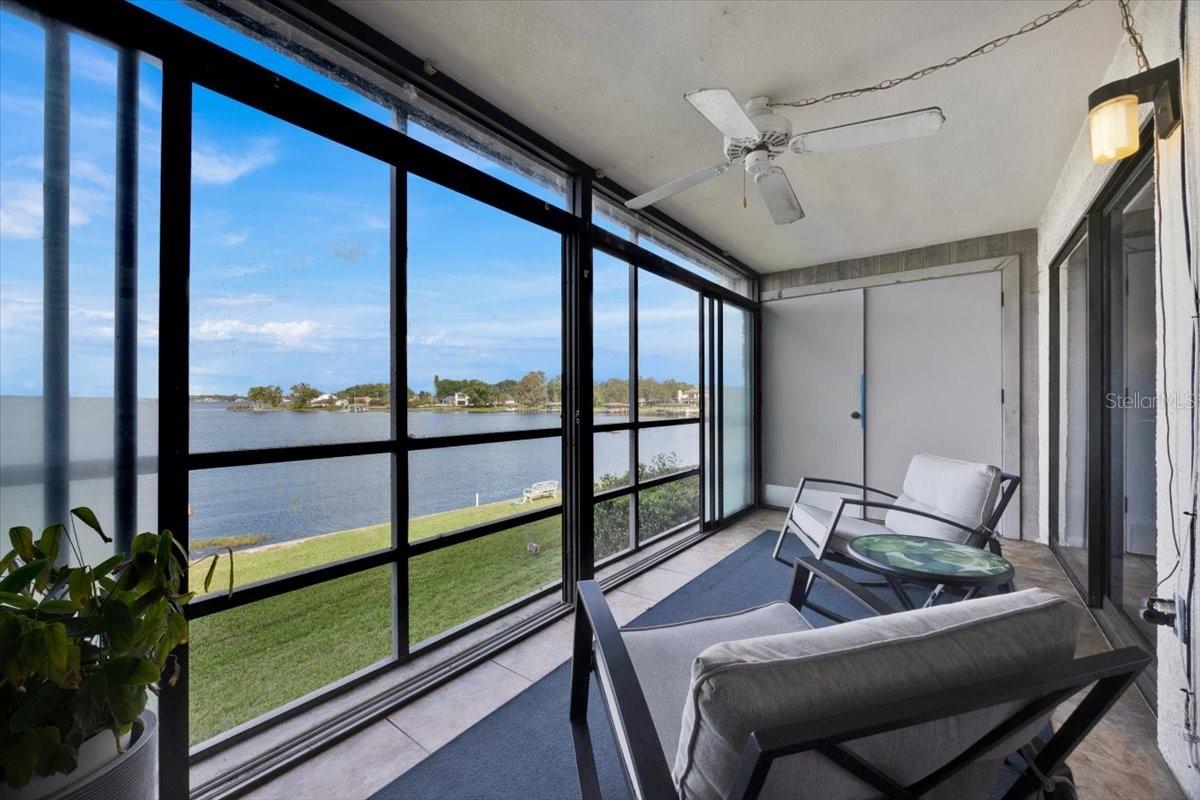 Image 2 of 31 For 4109 Fairview Vista Point 219