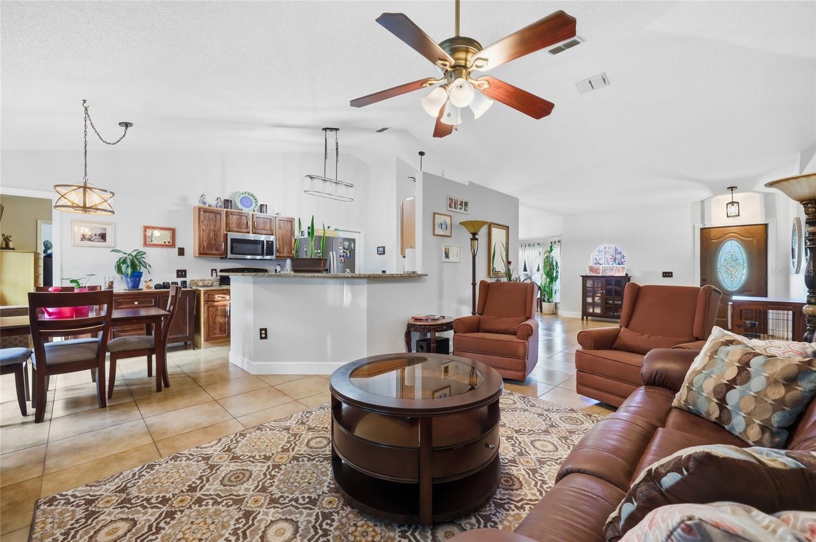 Image 11 of 45 For 2032 Gloria Drive