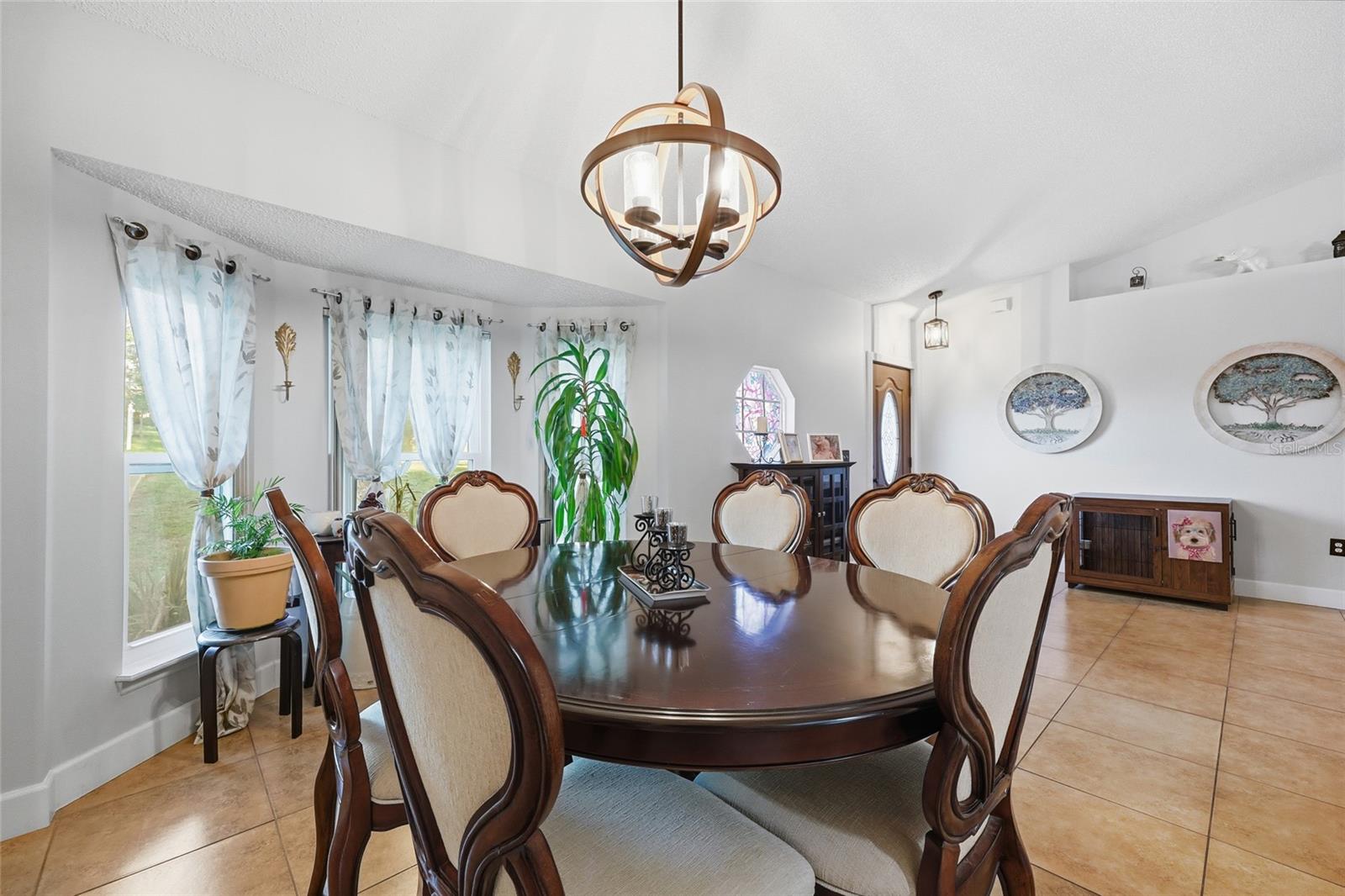 Image 16 of 45 For 2032 Gloria Drive