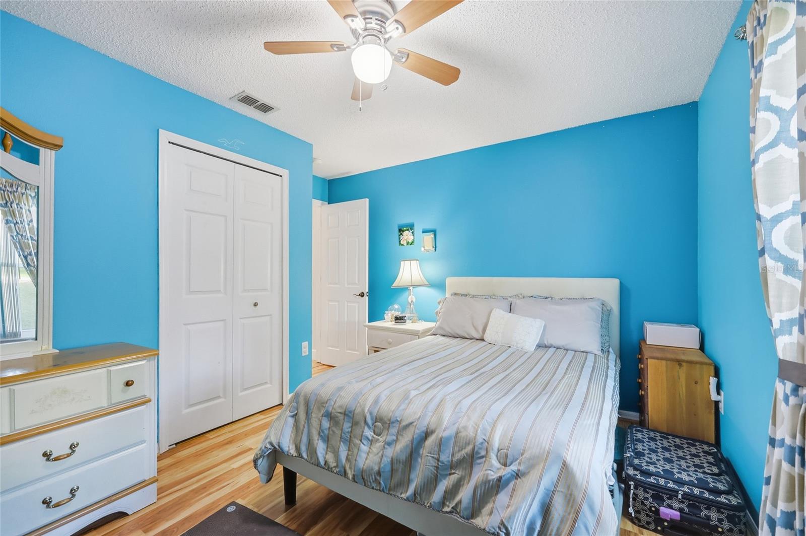 Image 26 of 45 For 2032 Gloria Drive