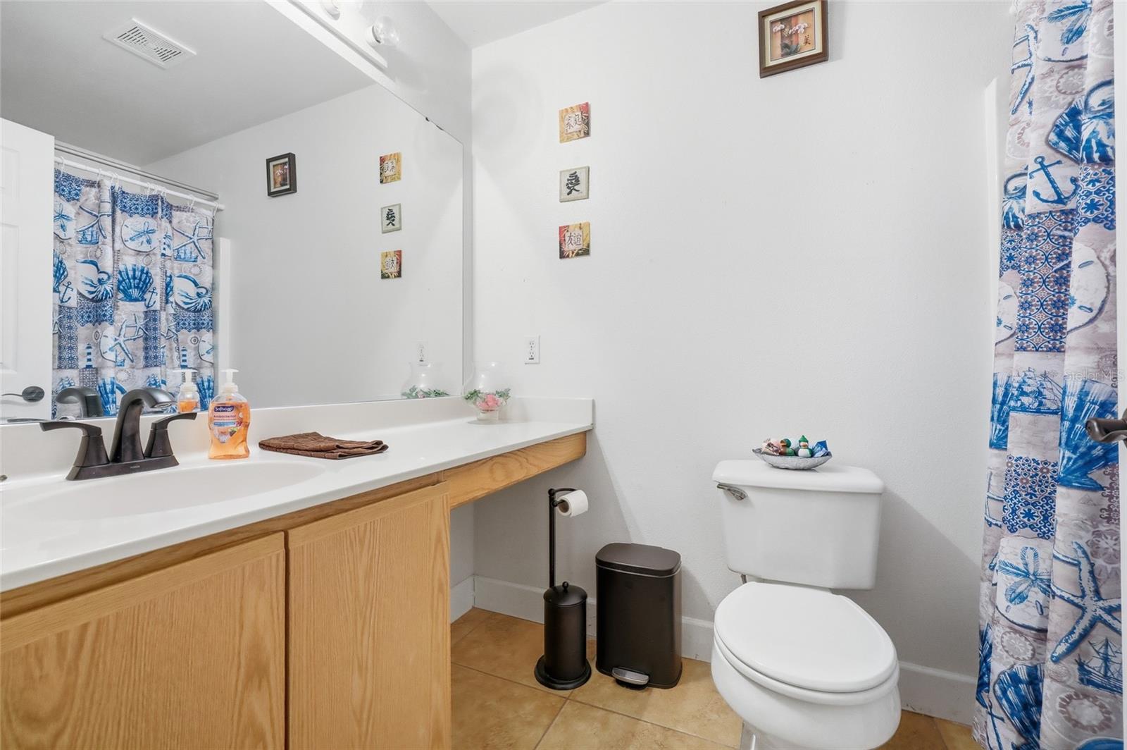 Image 27 of 45 For 2032 Gloria Drive