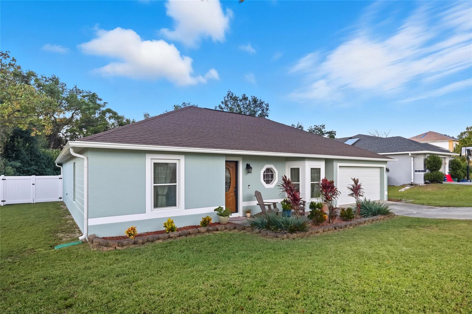 Image 3 of 45 For 2032 Gloria Drive