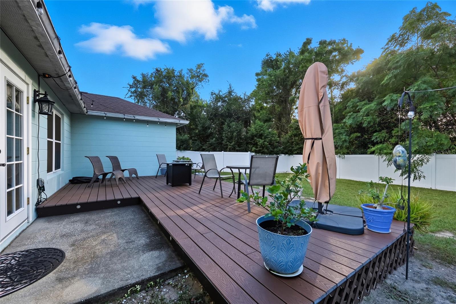 Image 32 of 45 For 2032 Gloria Drive