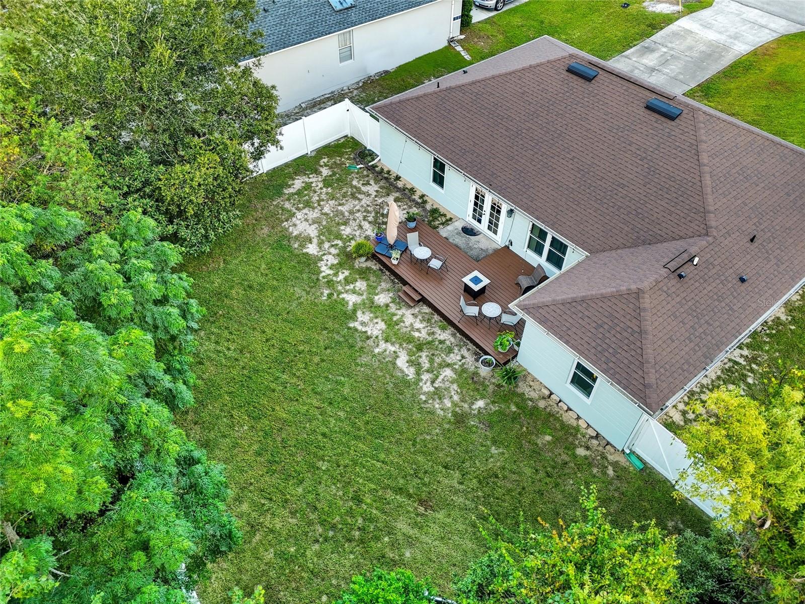 Image 35 of 45 For 2032 Gloria Drive