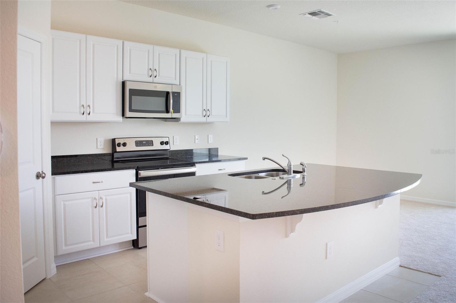 Image 5 of 29 For 10509 Salt Grove Street