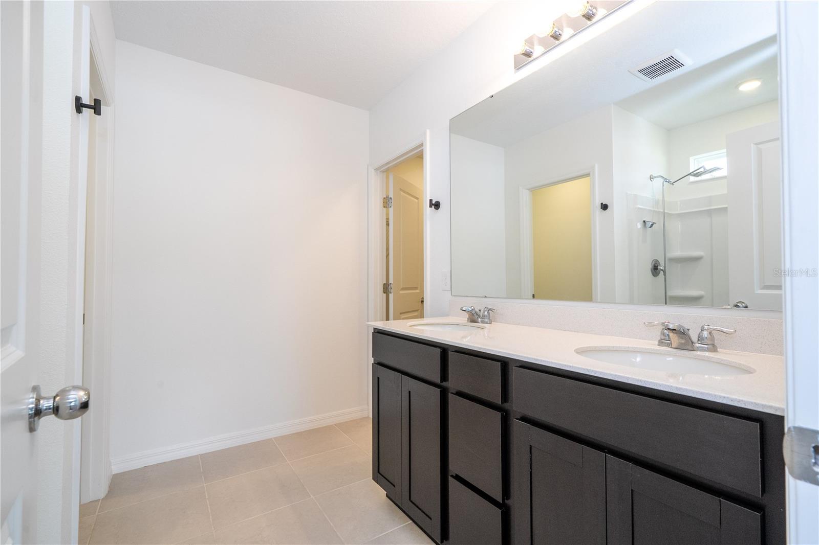 Image 11 of 28 For 471 Pine Tree Boulevard