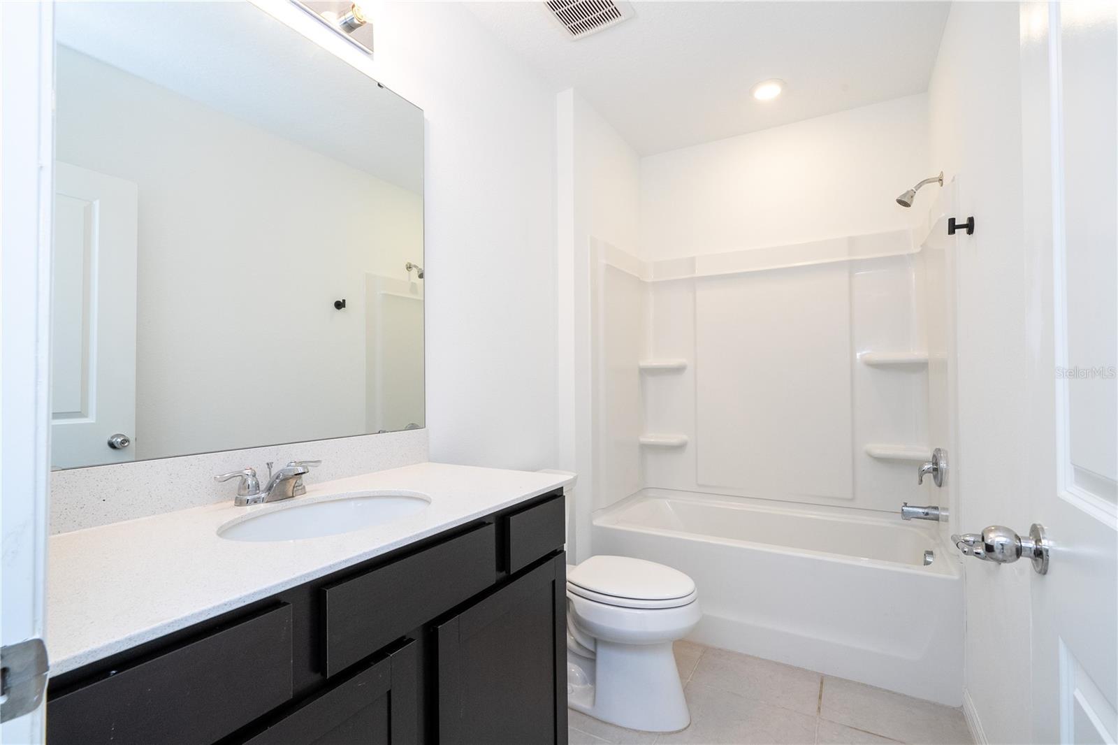 Image 17 of 28 For 471 Pine Tree Boulevard