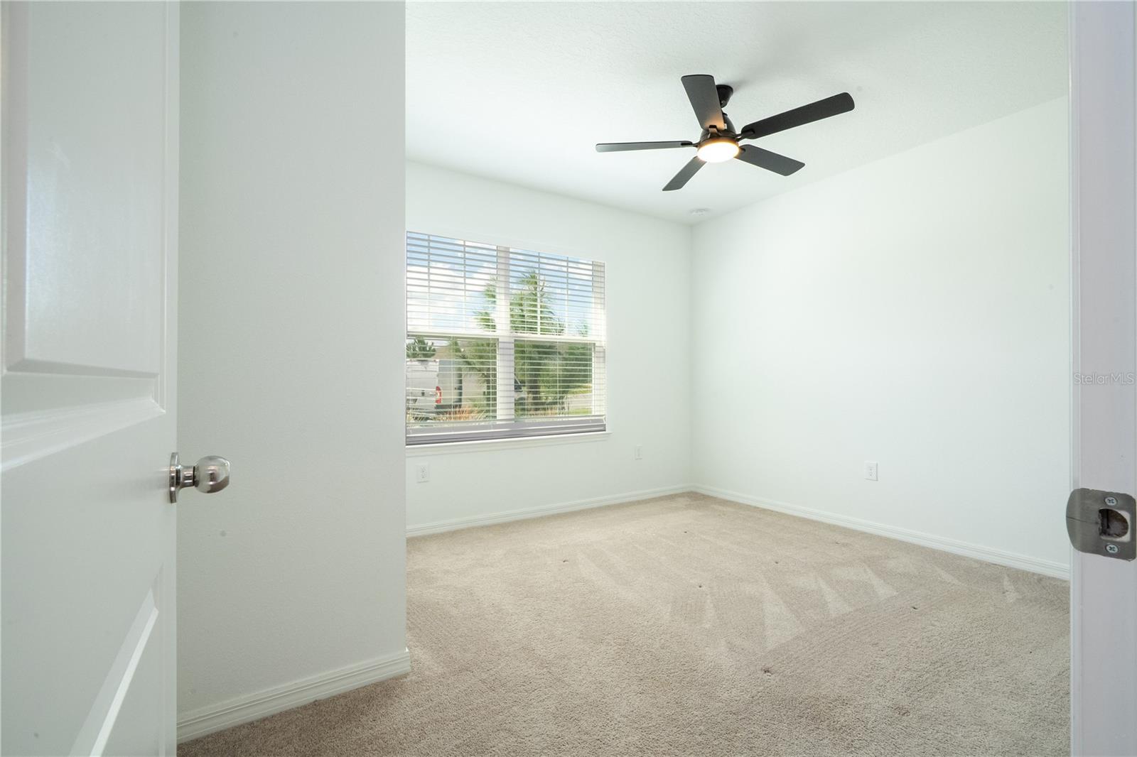 Image 18 of 28 For 471 Pine Tree Boulevard