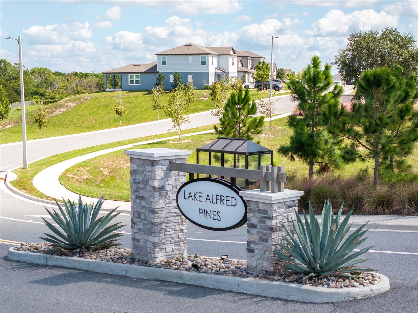 Image 26 of 28 For 471 Pine Tree Boulevard