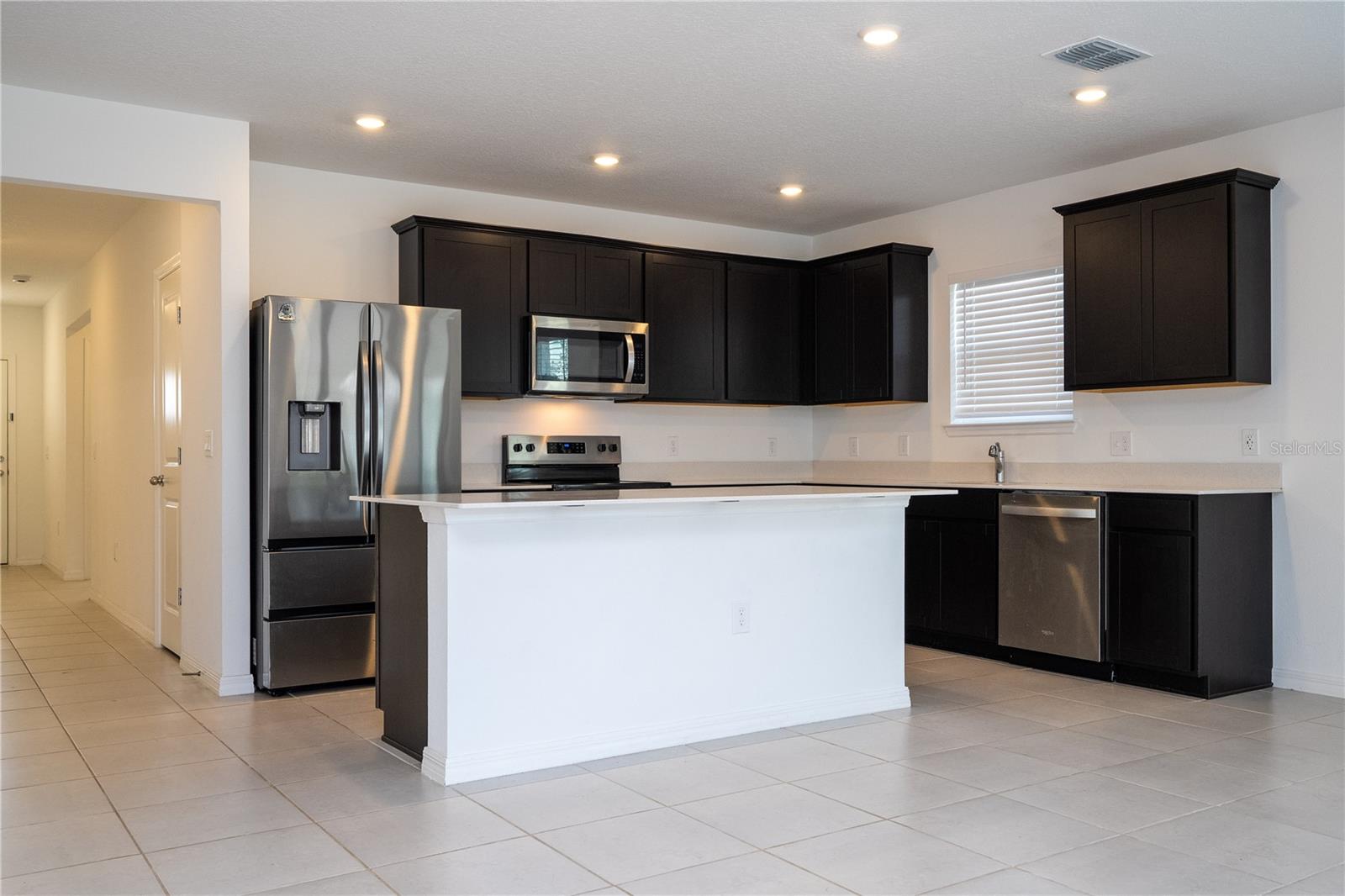 Image 4 of 28 For 471 Pine Tree Boulevard