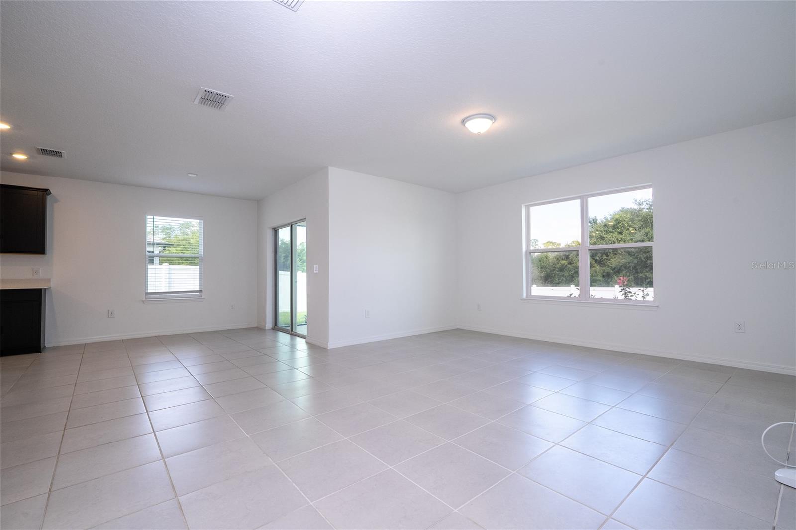 Image 6 of 28 For 471 Pine Tree Boulevard
