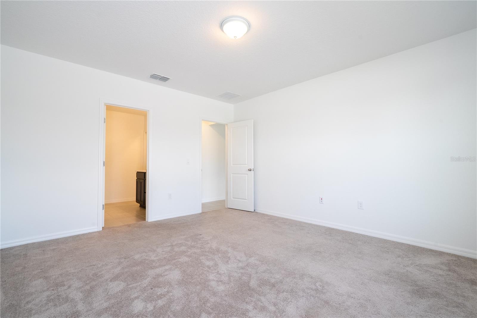 Image 8 of 28 For 471 Pine Tree Boulevard