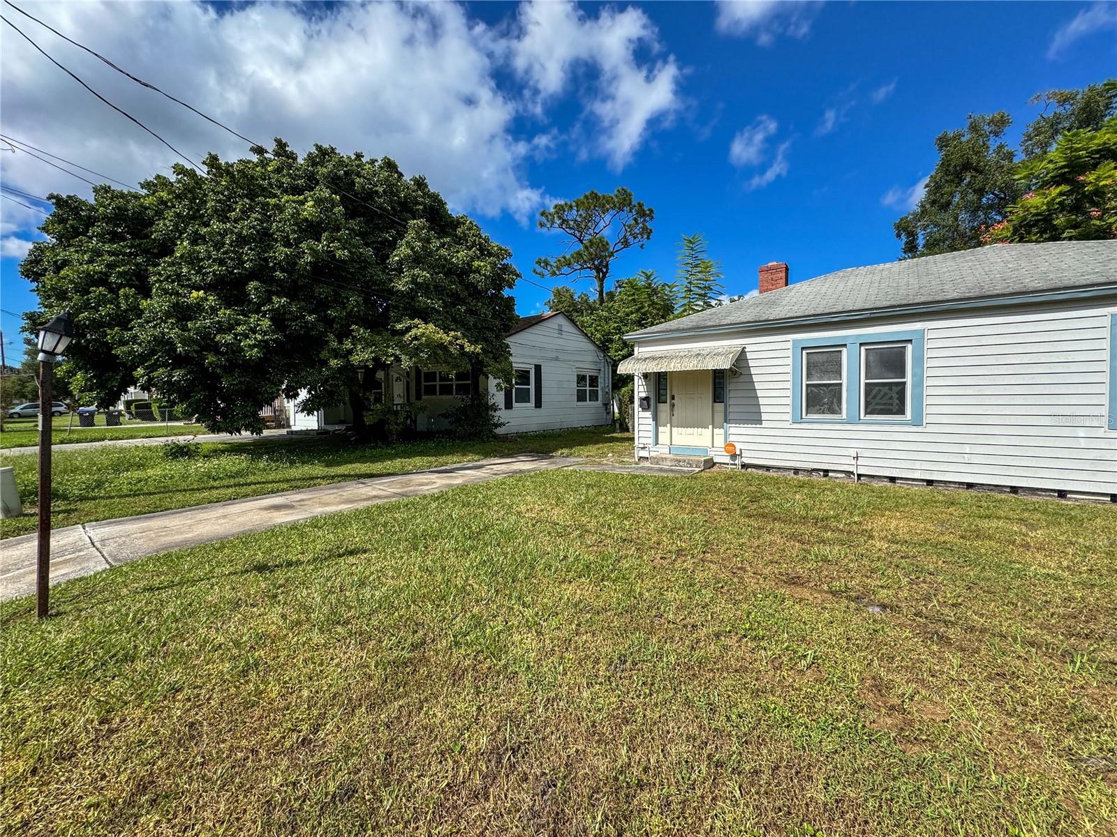 Image 2 of 35 For 2009 Cornell Avenue