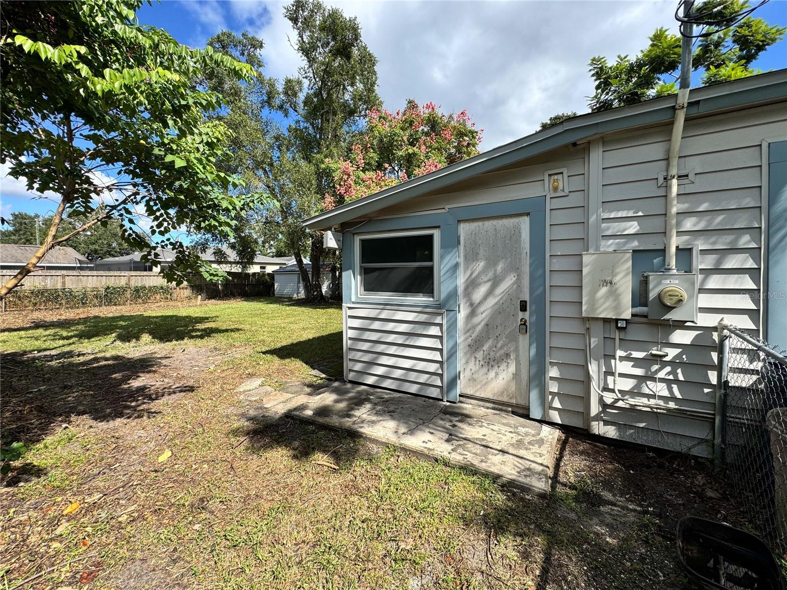 Image 26 of 35 For 2009 Cornell Avenue