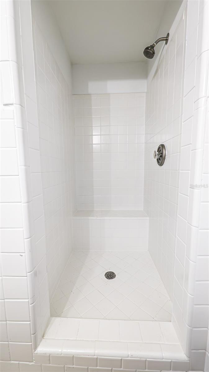 Image 16 of 50 For 2408 Lake Margaret Drive