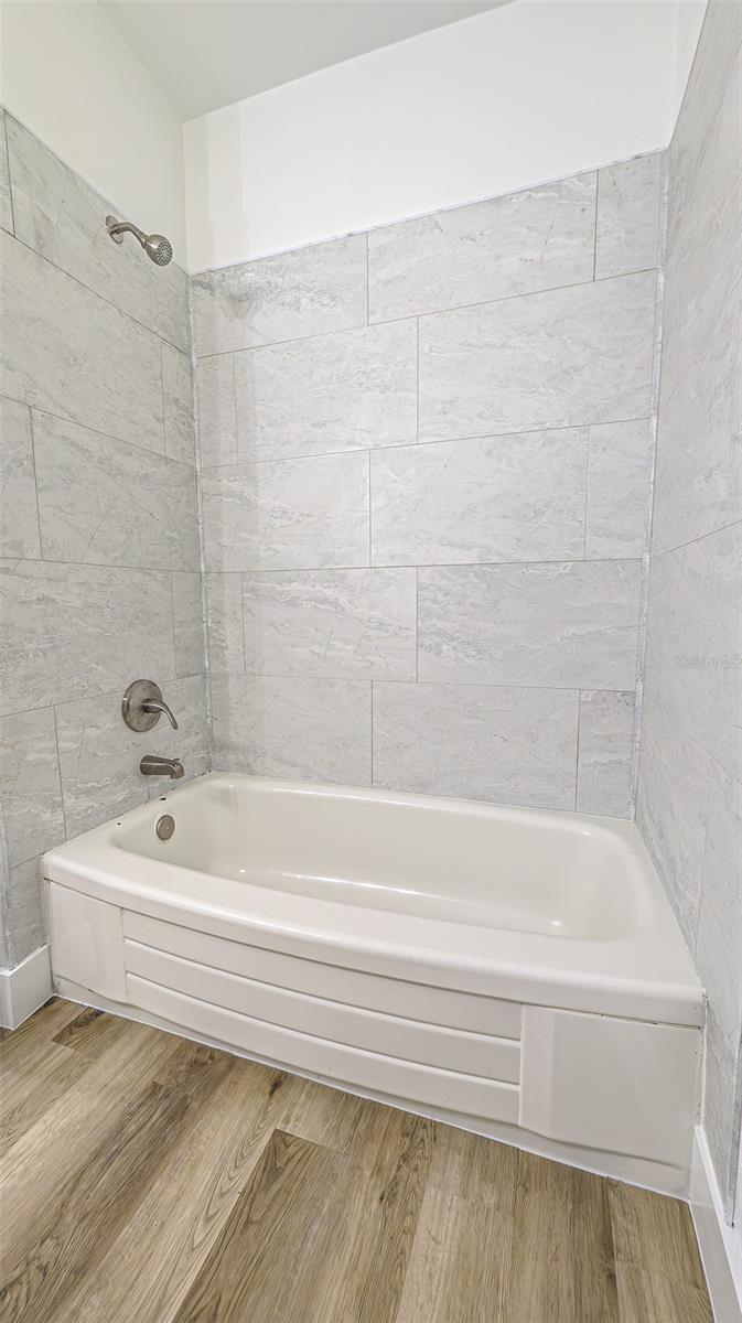 Image 23 of 50 For 2408 Lake Margaret Drive