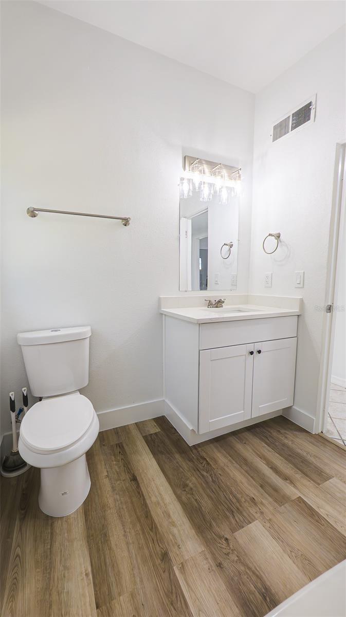 Image 24 of 50 For 2408 Lake Margaret Drive