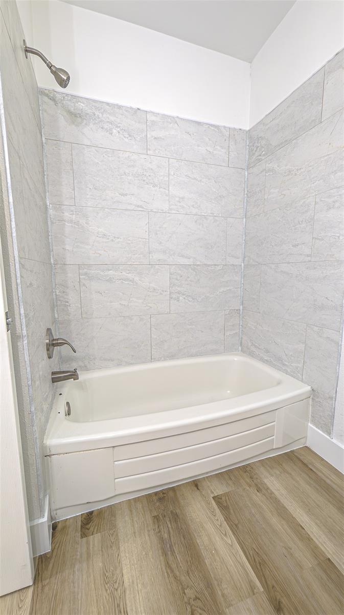 Image 25 of 50 For 2408 Lake Margaret Drive