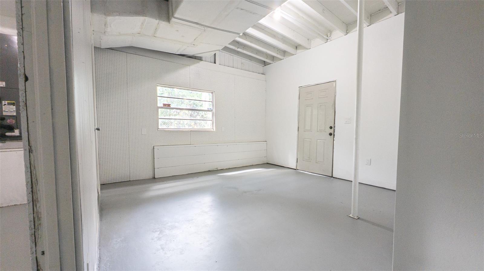 Image 31 of 50 For 2408 Lake Margaret Drive