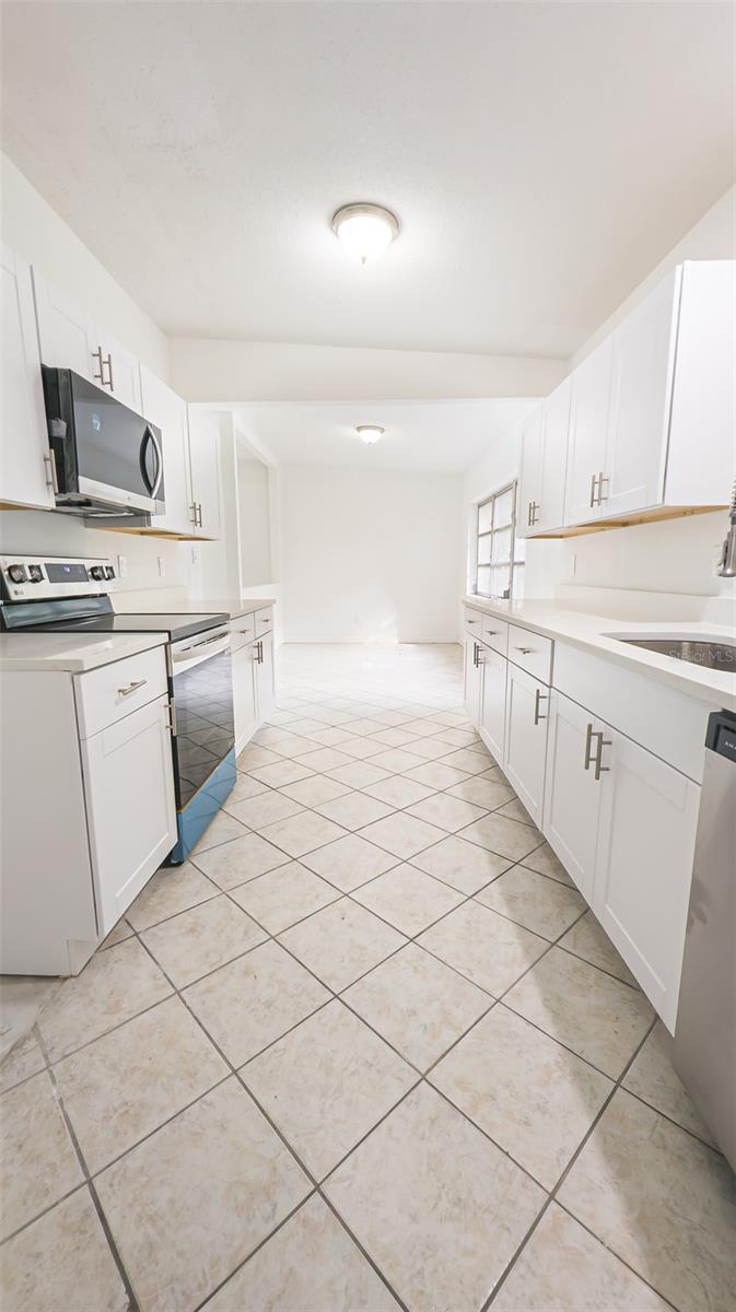 Image 5 of 50 For 2408 Lake Margaret Drive