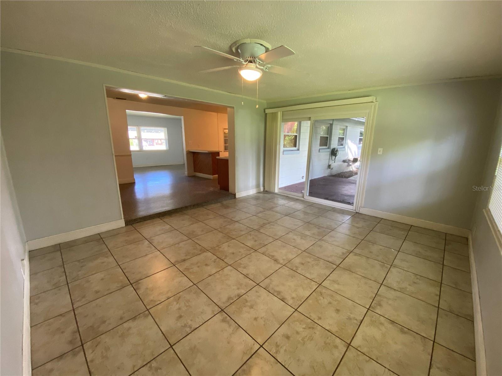 Image 16 of 28 For 2606 Aloma Avenue