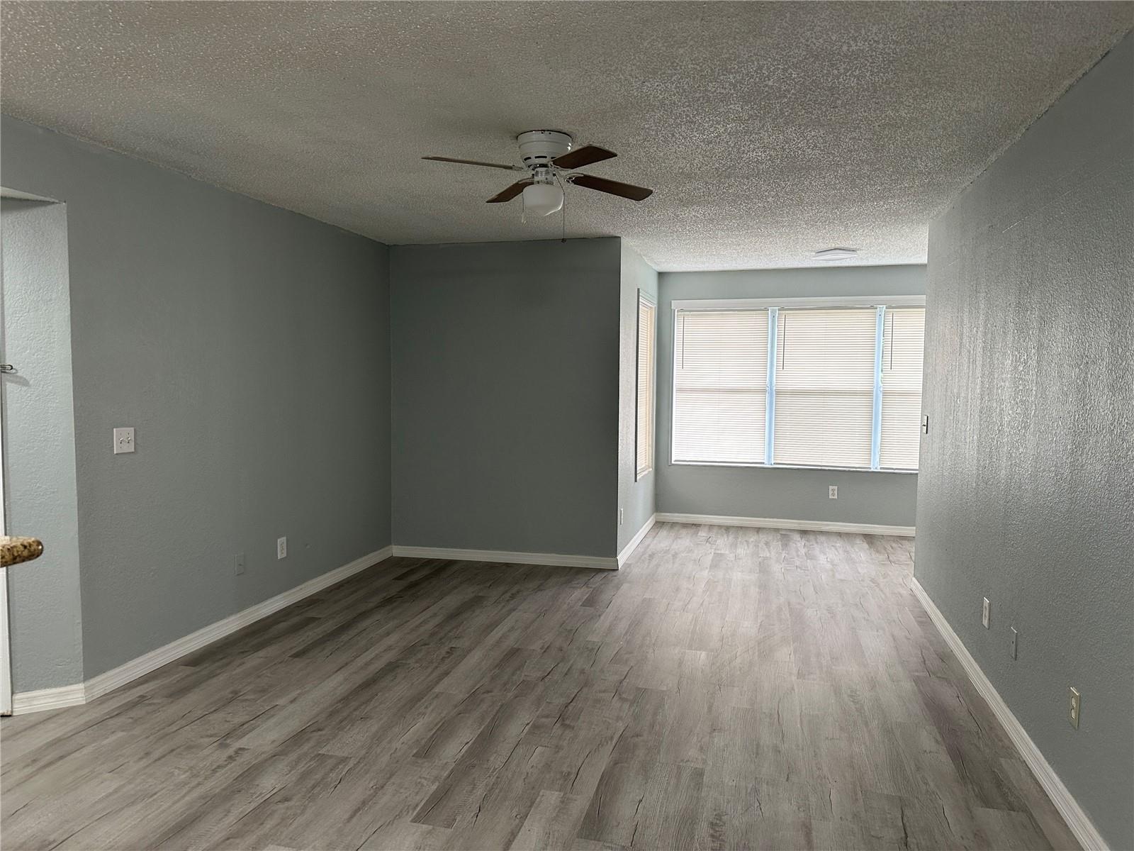 Image 3 of 13 For 5132 Conroy Road 911