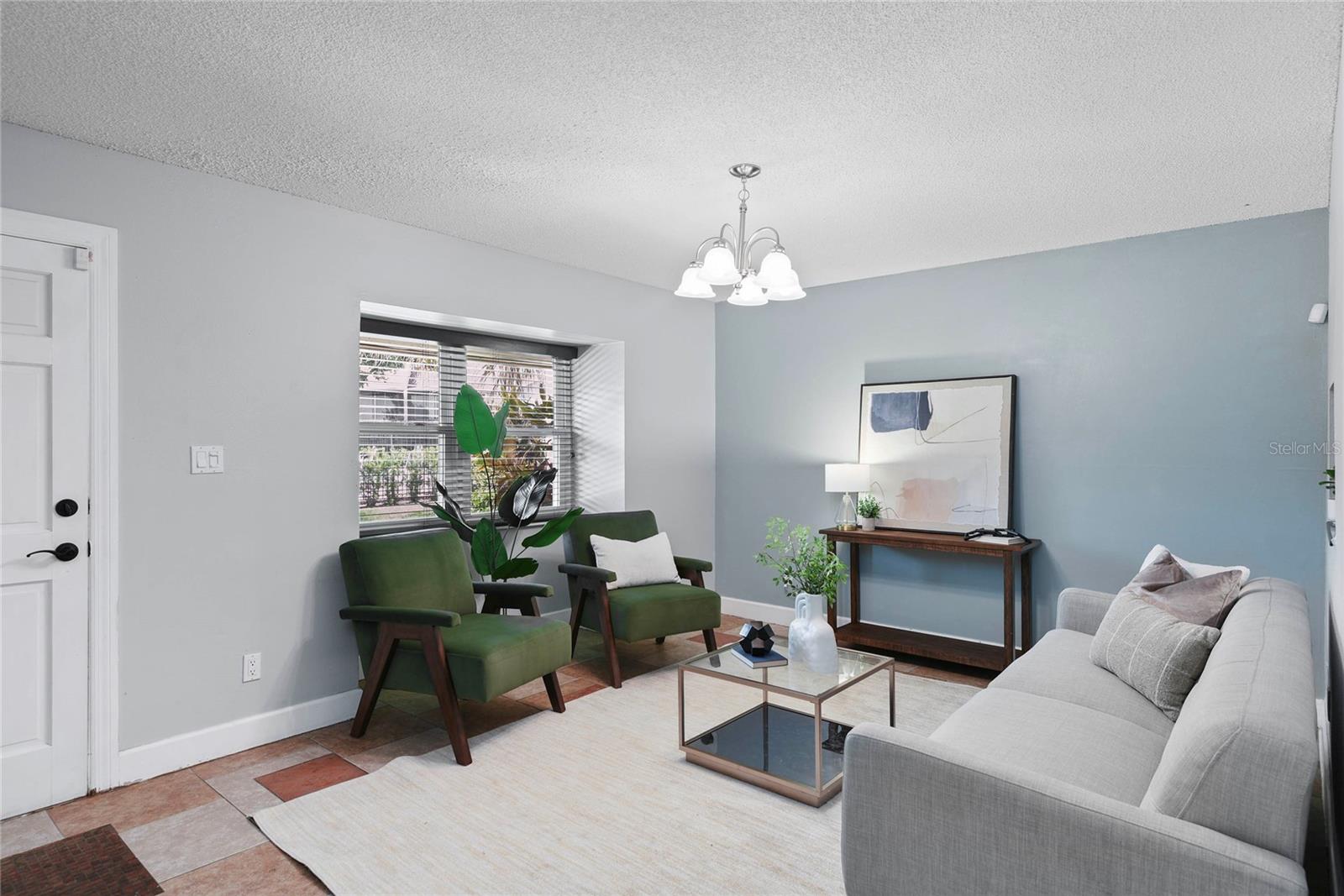 Image 5 of 27 For 1009 Grove St Unit #90  1009