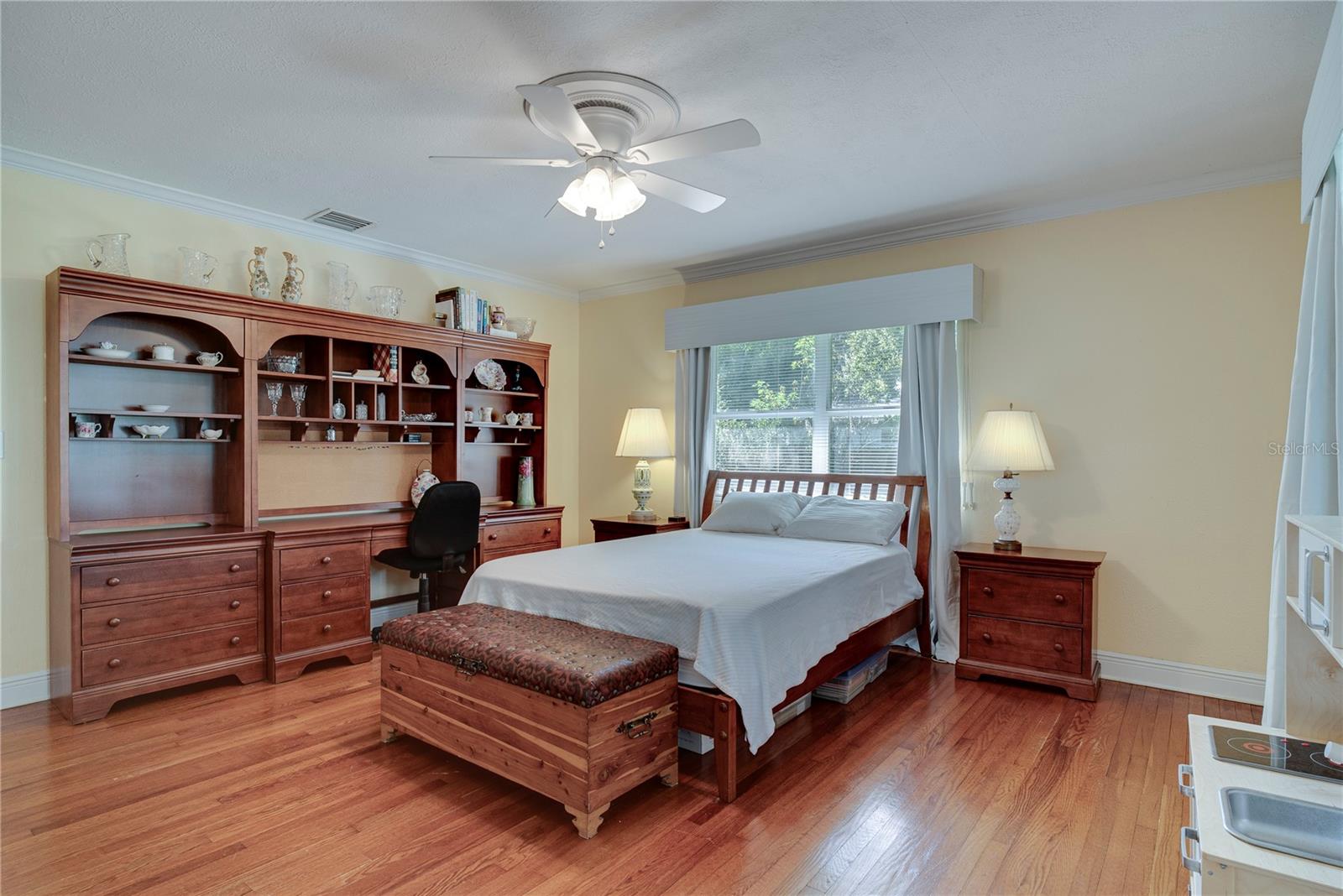 Image 24 of 51 For 241 Dillard Street