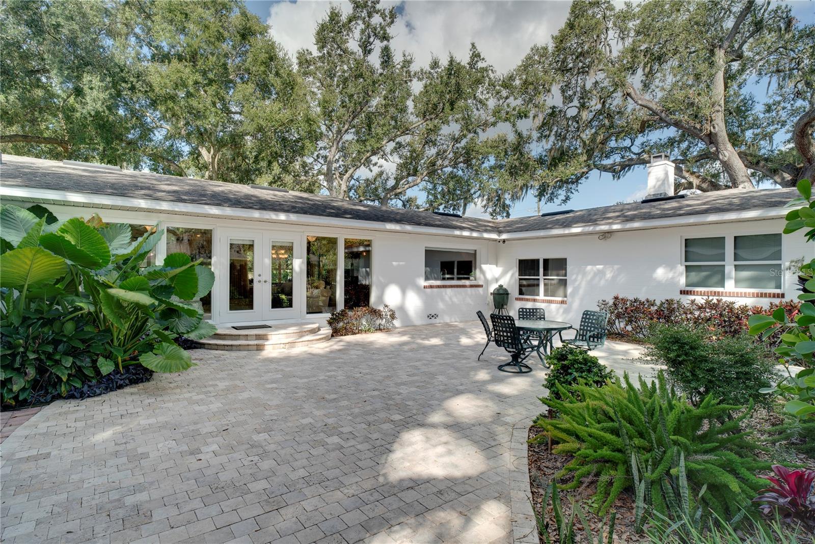 Image 33 of 51 For 241 Dillard Street