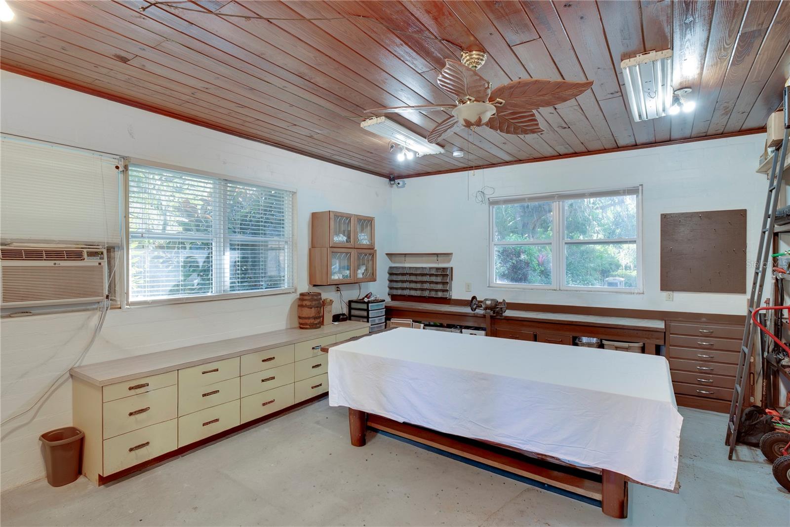 Image 38 of 51 For 241 Dillard Street