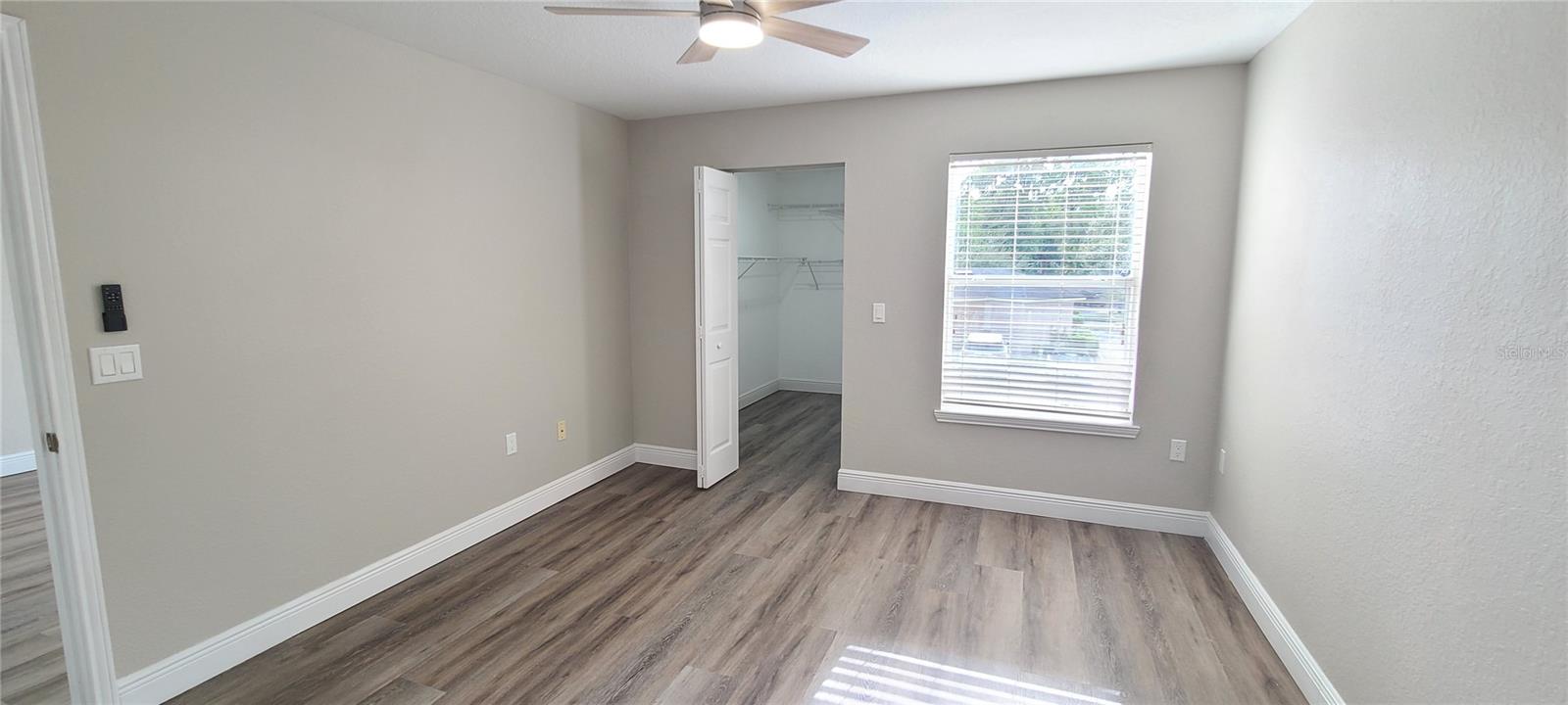 Image 18 of 46 For 940 Village Trail 3-205