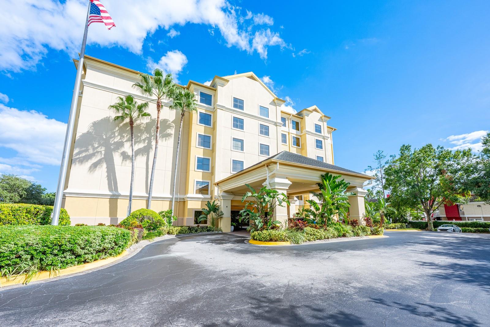 Image 17 of 18 For 7601 Canada Avenue 215