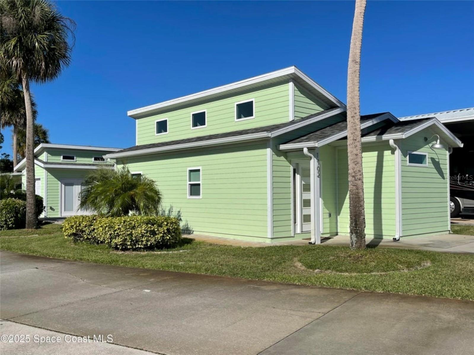 Image 3 of 15 For 1902 Enterprise Lane 217