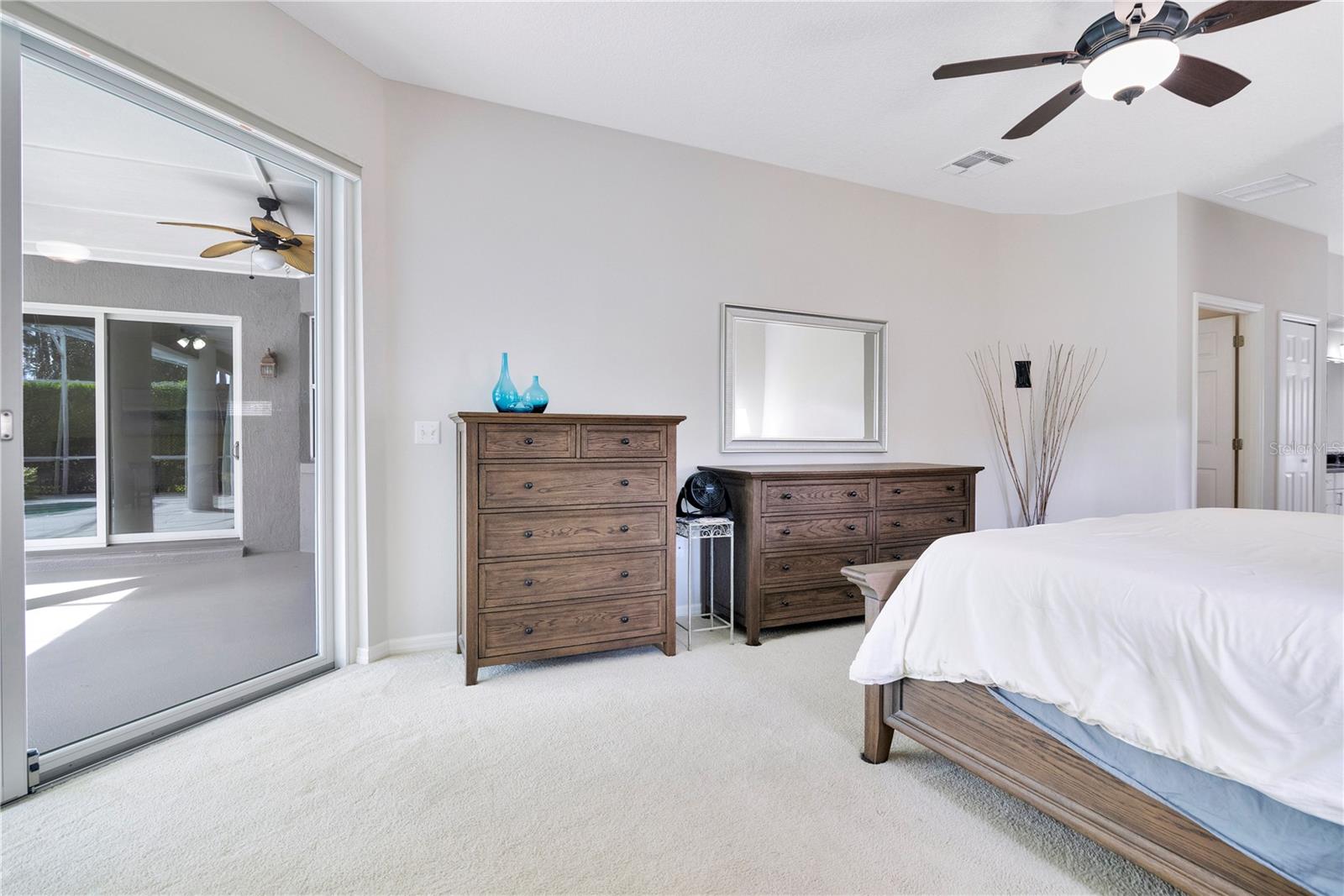 Image 12 of 33 For 10216 Trout Road